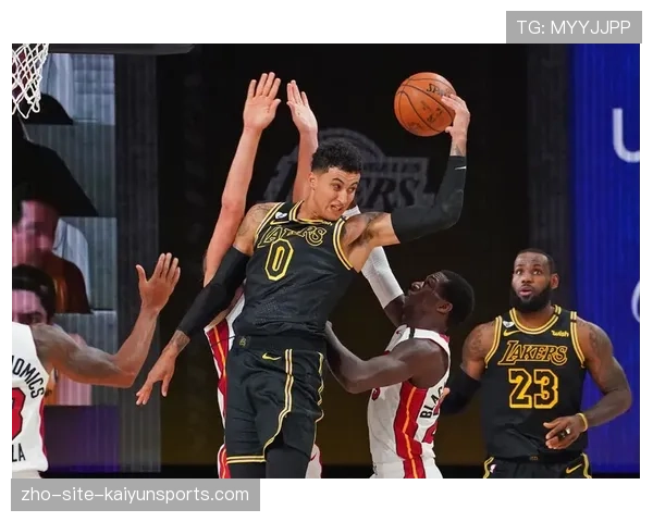 森林队本赛季场均被射正从3.6次增至5.5次 防守稳定性下降