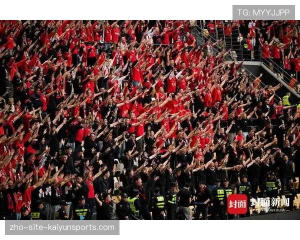 川渝德比时隔十七年重现 五万观众见证进球大战